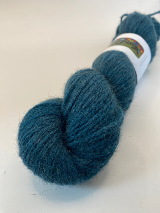 Yarnfloozy || Brushtail || 4ply