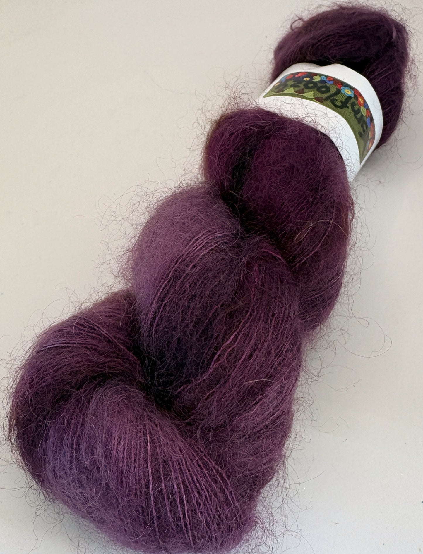 Yarnfloozy || Mohair || 2ply