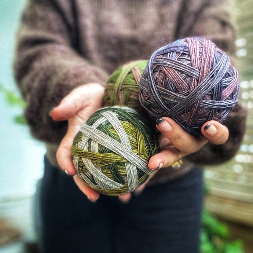 Yarnfloozy || Self Striping