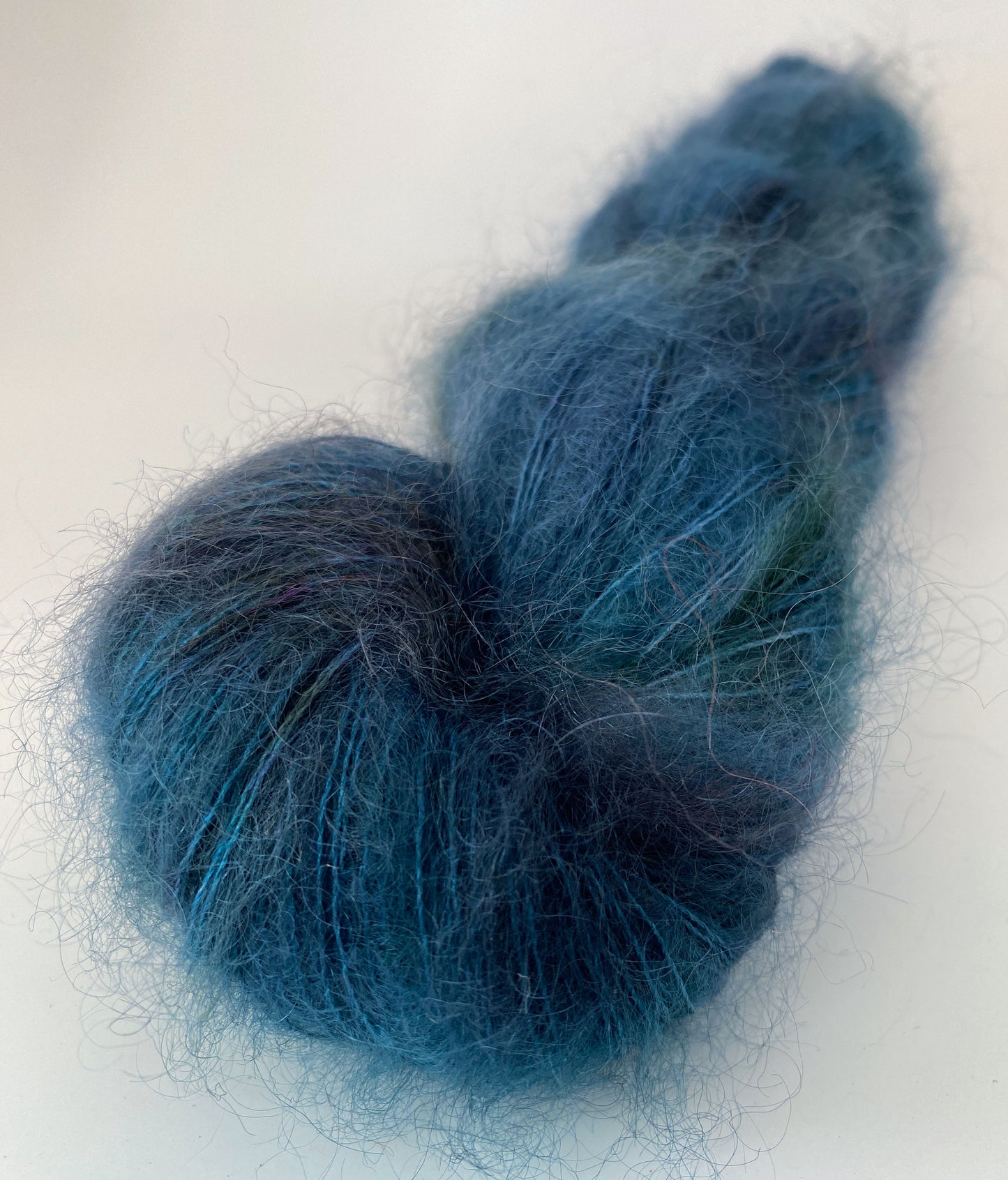 Yarnfloozy || Mohair || 2ply