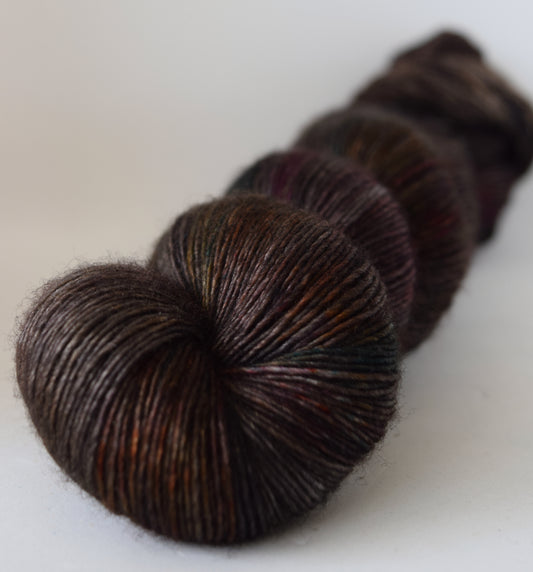 Yarnfloozy || Sage || 4ply