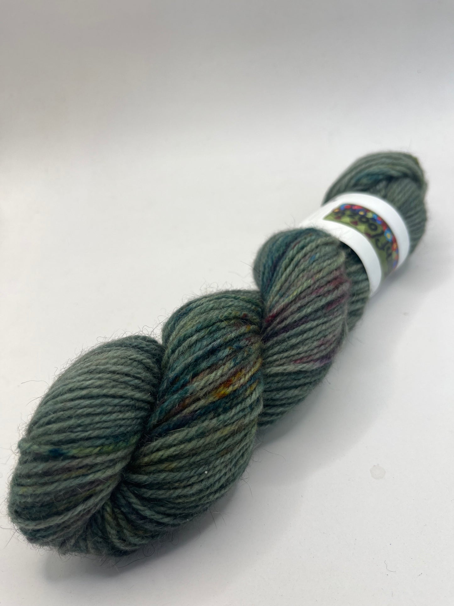 Yarnfloozy || Brushtail || 8ply