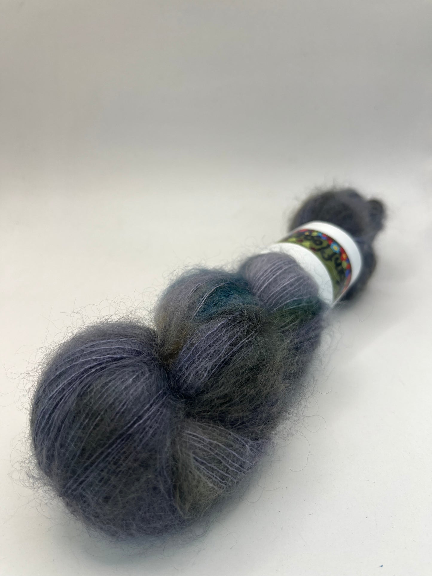 Yarnfloozy || Mohair || 2ply