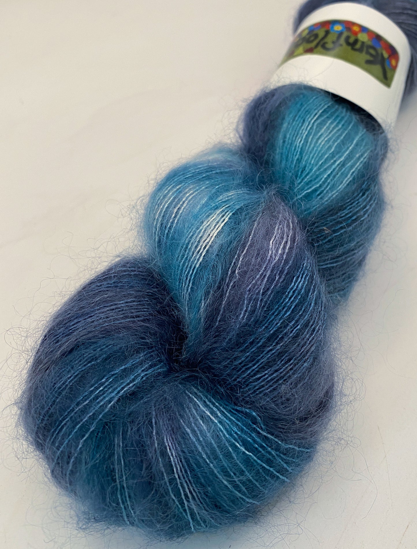 Yarnfloozy || Mohair || 2ply