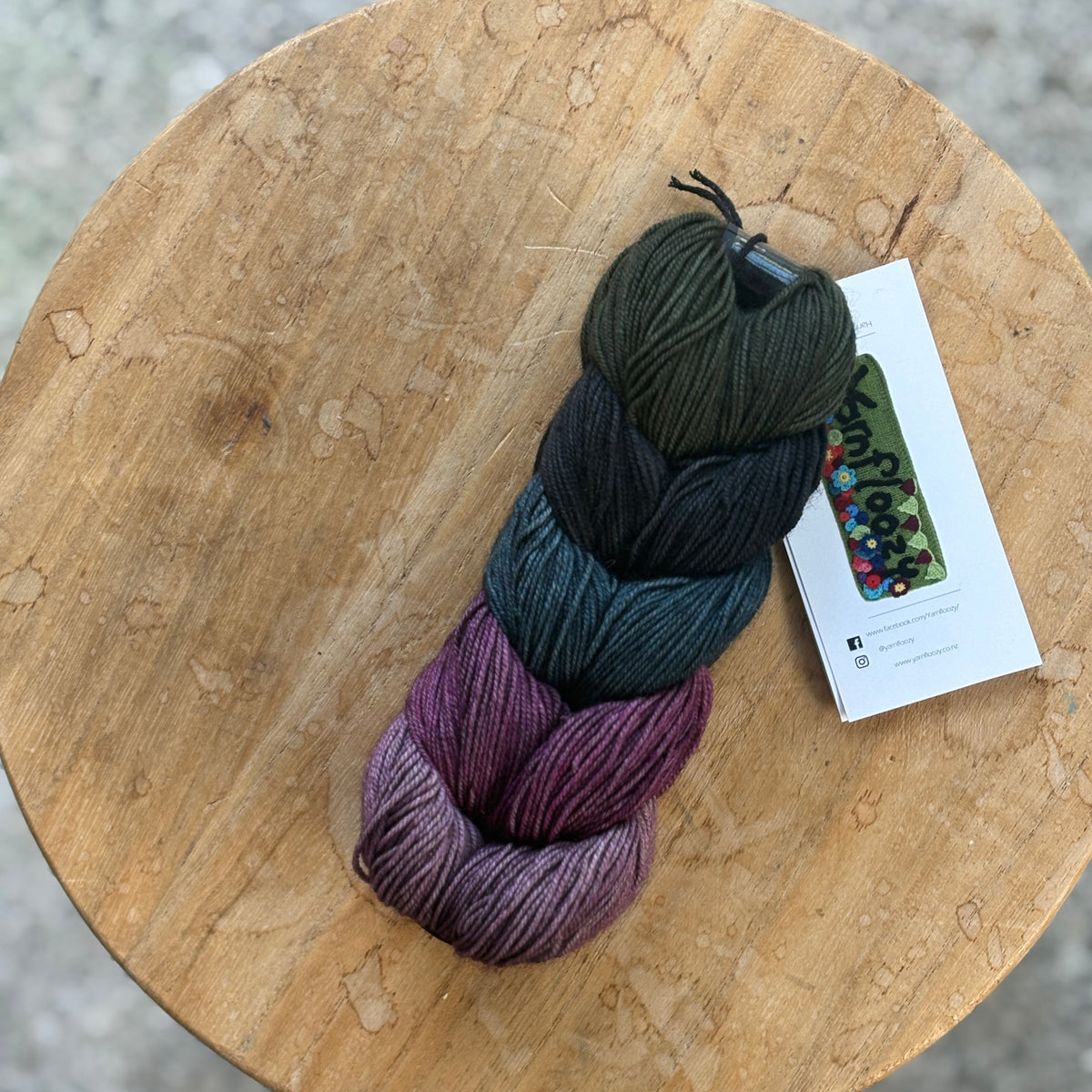 Yarnfloozy || Mini Skeins || 4ply B2B
