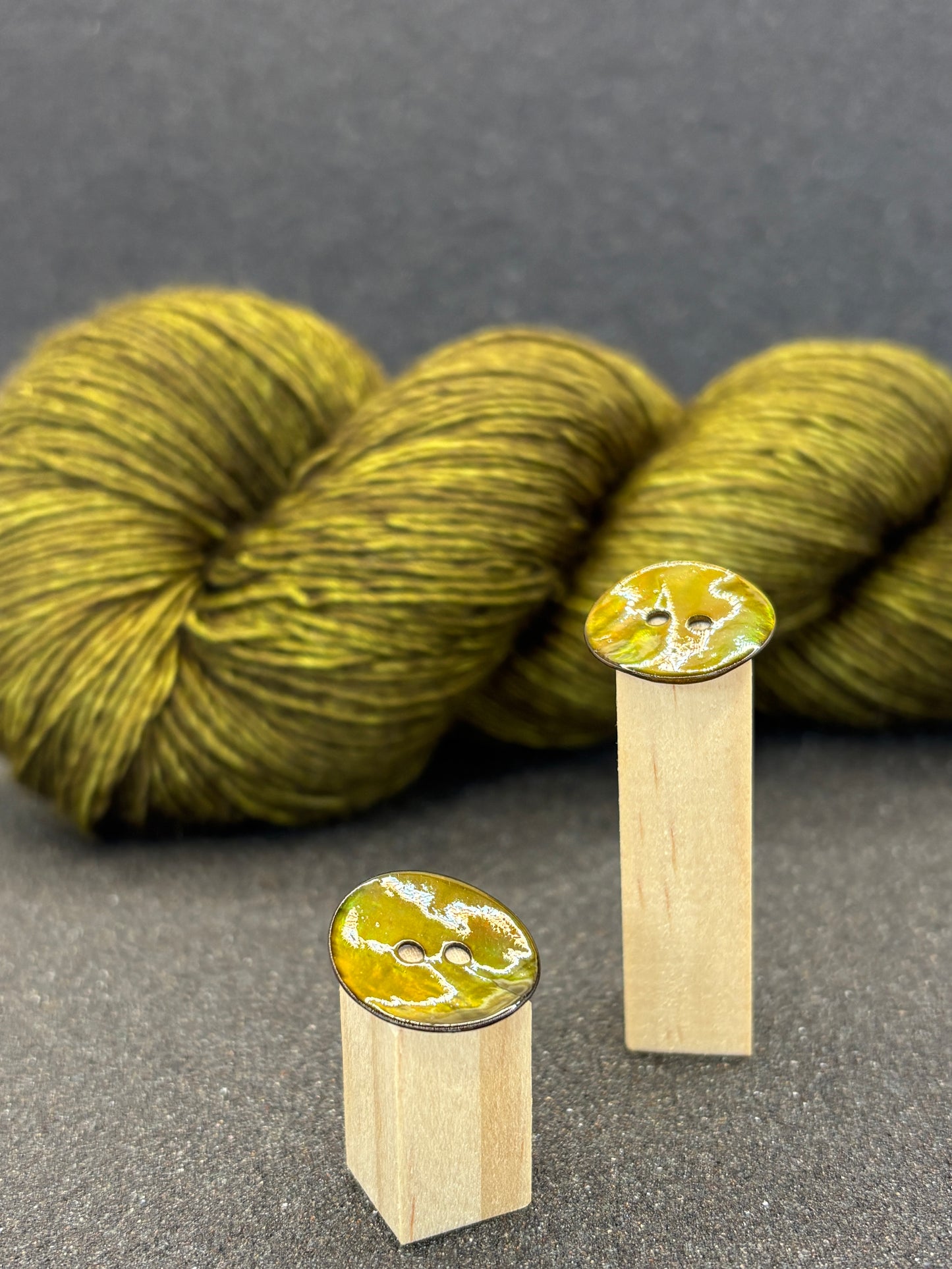 Agoya Shell Button - 18mm