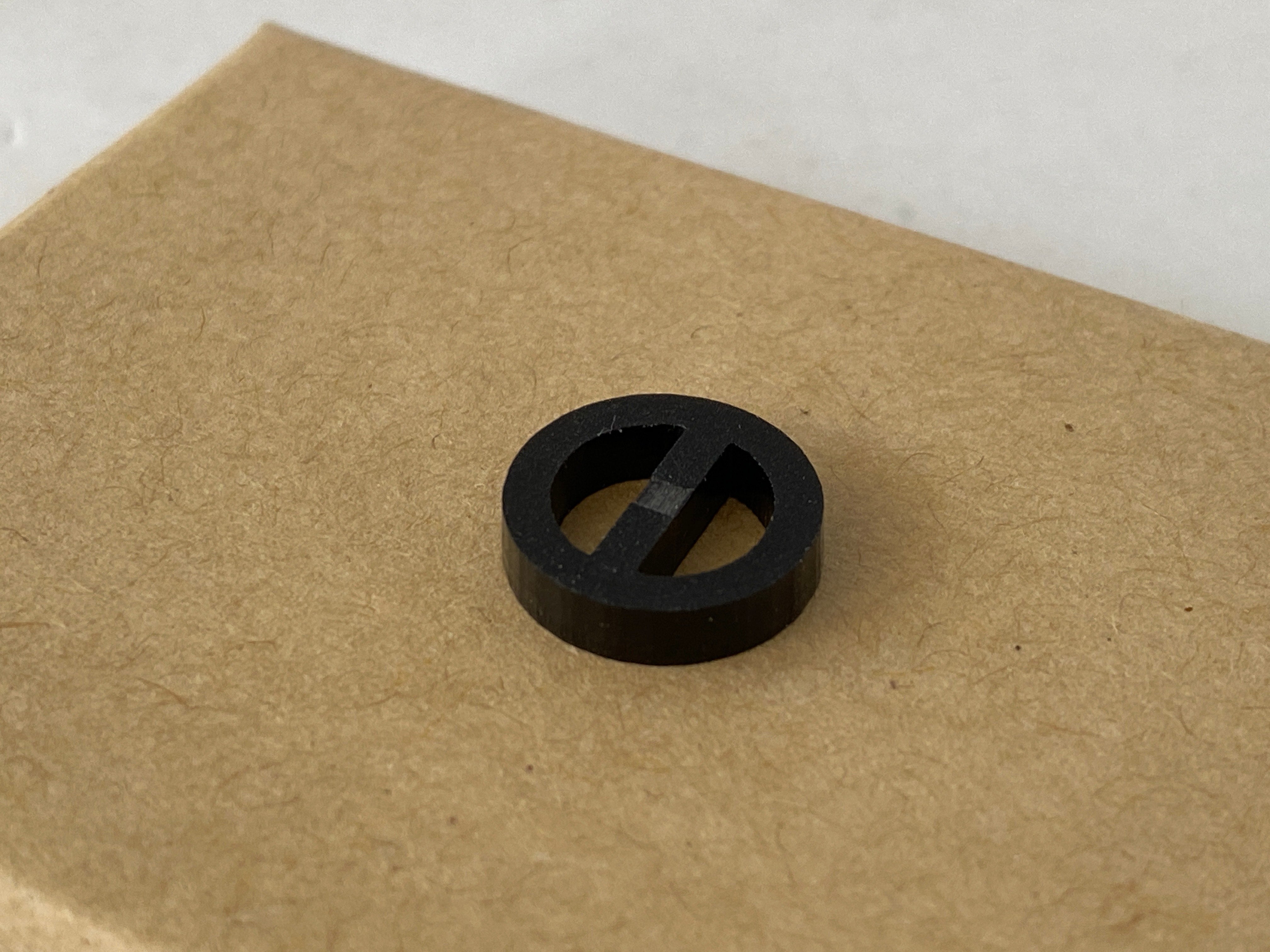 The Minimalist Button- Black
